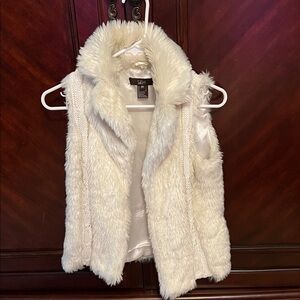 Luii Cream Faux Fur Vest